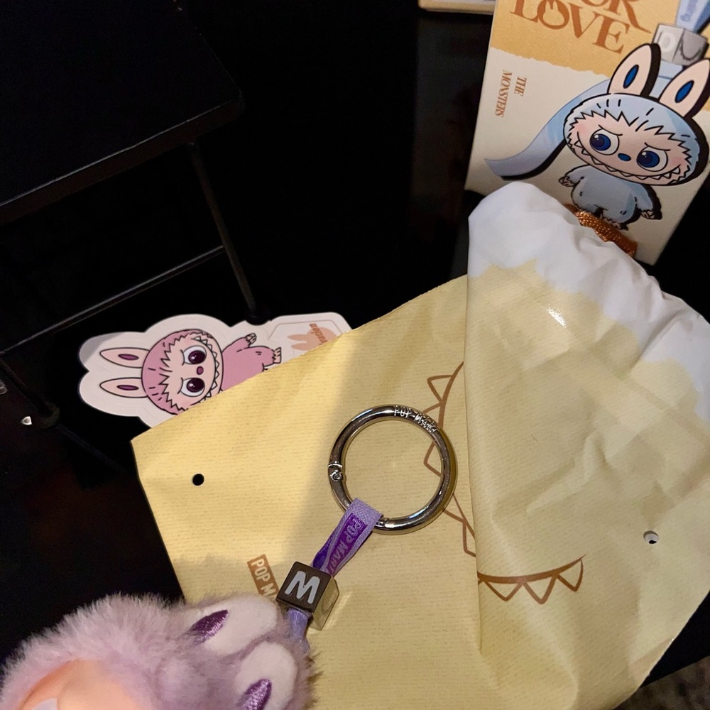 Labubu Pin For Love “Letter M” POP MART new In Hand - Picture 7 of 8